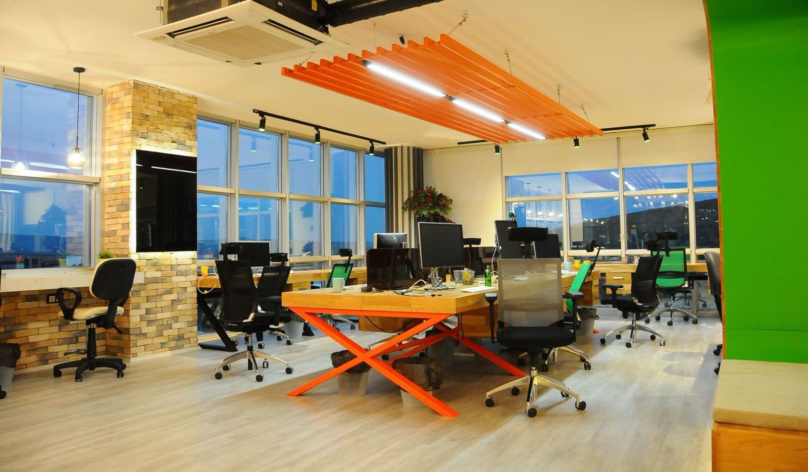 Open workspace area